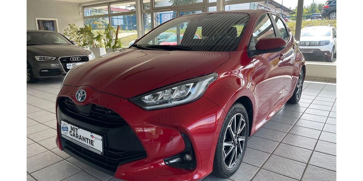Toyota Yaris 40.000 km 17.999 &euro; Kesselsdorf 01723