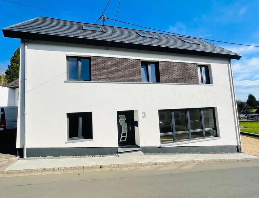 Schönes komplett kernsaniert Haus 170m2 zu vermieten!