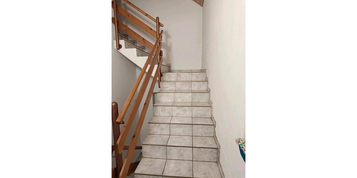 Einfamilienhaus Schierling - 5 Zimmer, 140 m&sup2;, 1.200&euro; | Angebot:26377744