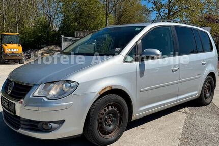 VW Touran 226.275 km 1.750 &euro; Heiningen 73092