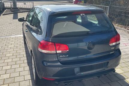 VW Golf 329.000 km 2.700 &euro; Lörrach 79539