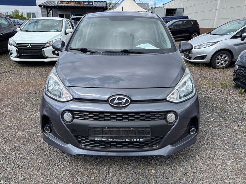 i10