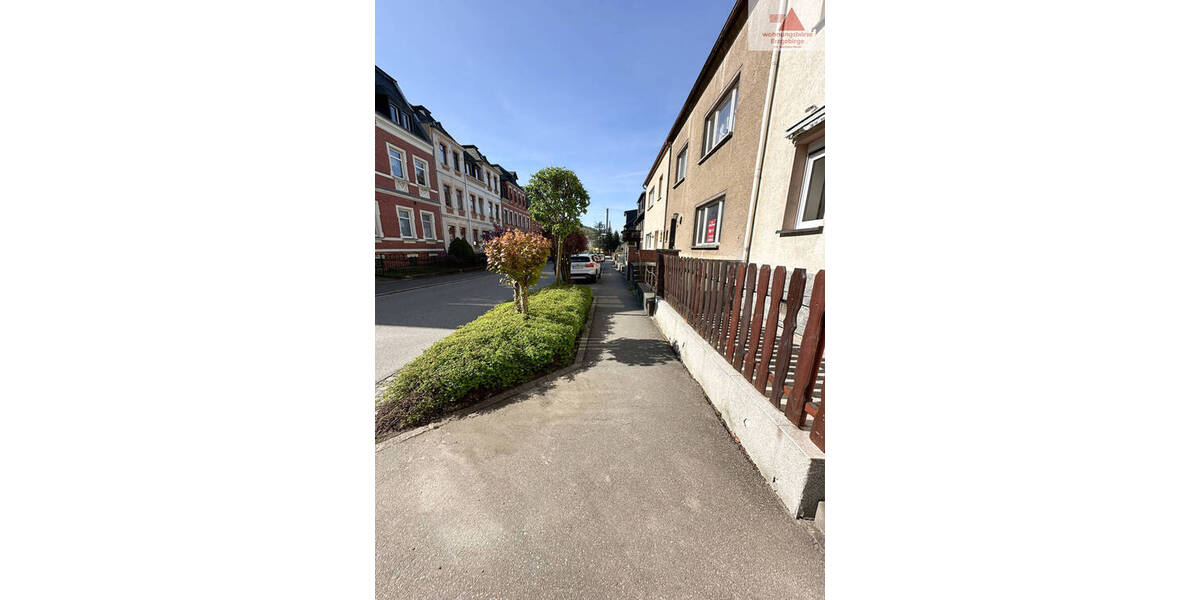 Einfamilienhaus Lößnitz - 1 Zimmer, 105 m&sup2;, 69.000&euro; | Angebot:24043862