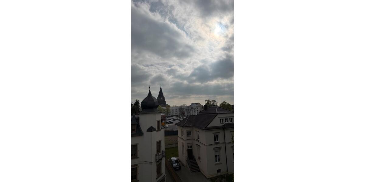 Dachgeschoßwohnung Riesa - 3 Zimmer, 70 m&sup2;, 480&euro; | Angebot:26657642