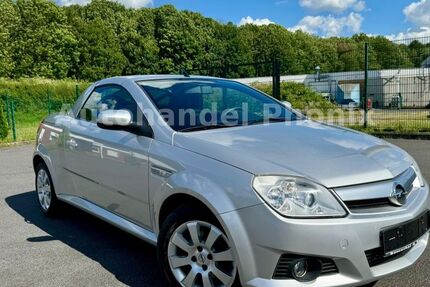 Opel Tigra 115.000 km 2.950 &euro; Ahlen 59229