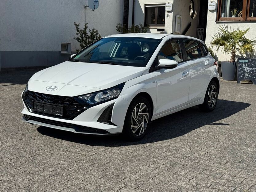 Hyundai i20 15.000 km 17.499 € Limburg-Linter 65550