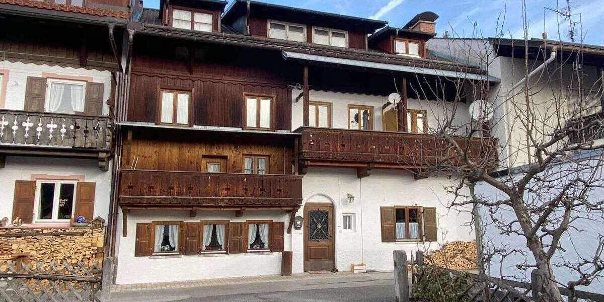 Haus zum Kaufen in Garmisch-Partenkirchen 439.000 € 250.12 m² 12 zimmer