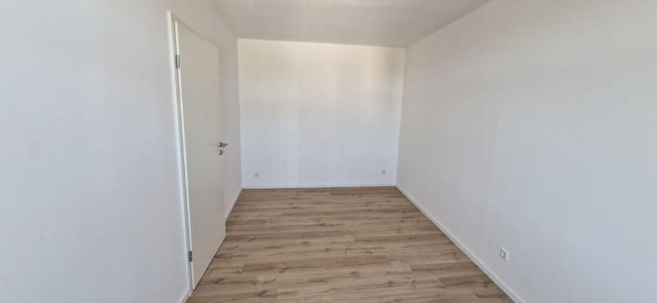 Etagenwohnung Glauchau - 2 Zimmer, 58 m&sup2;, 315&euro; | Angebot:26676959