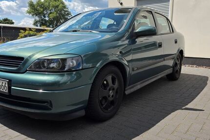 Opel Astra 178.873 km 899 &euro; Wall 16818