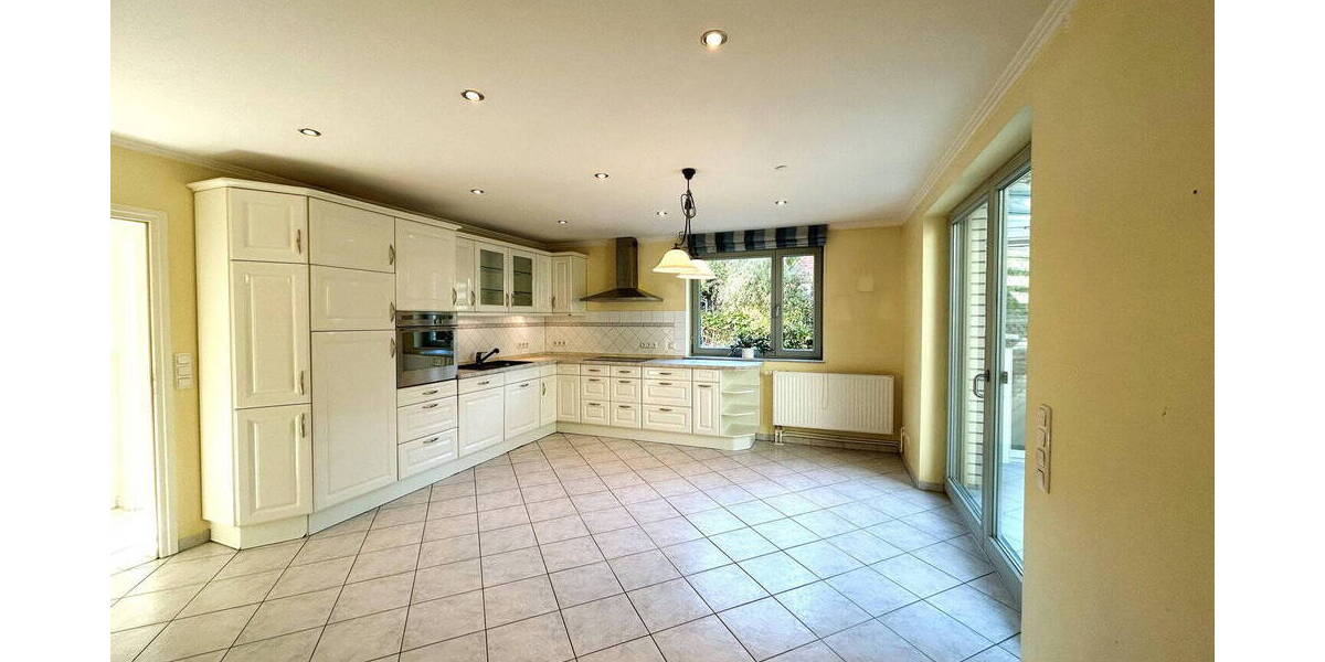 Mehrfamilienhaus, Wohnhaus Mönkeberg - 7 Zimmer, 323 m&sup2;, 695.000&euro; | Angebot:26417632