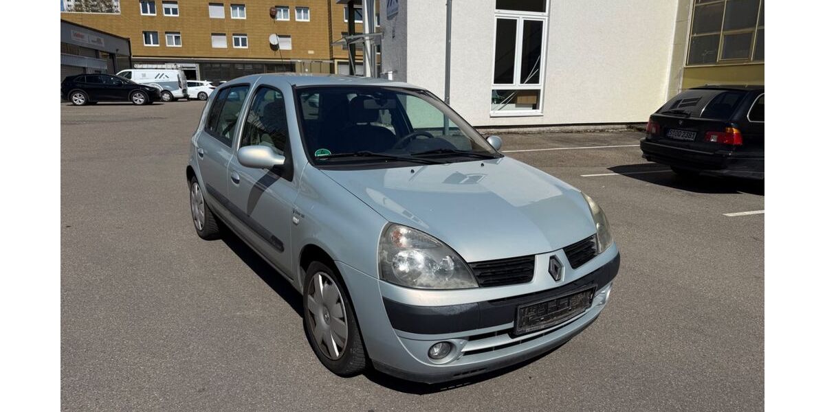 Renault Clio 139.000 km 1.950 &euro; Möglingen 71696