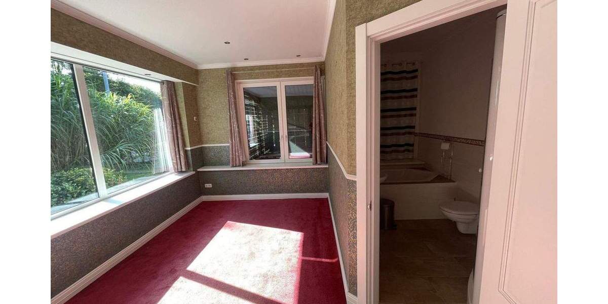 Hochwertige Lager-Produktionshalle, mit modernem und großem Betriebsleiterwohnhaus (provisionsfrei) zimmer