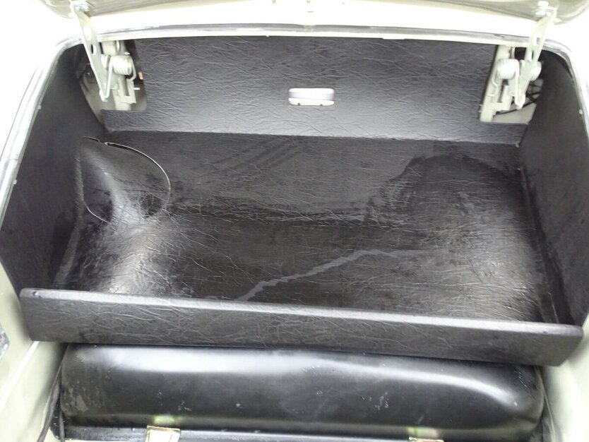 VW Karmann Ghia Cabrio vollständig restauriert 1.200 km 63.900 € Rodgau 63110