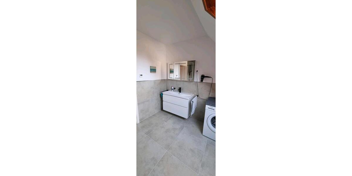 Dachgeschoßwohnung Oyten - 5 Zimmer, 165 m&sup2;, 359.000&euro; | Angebot:26056401