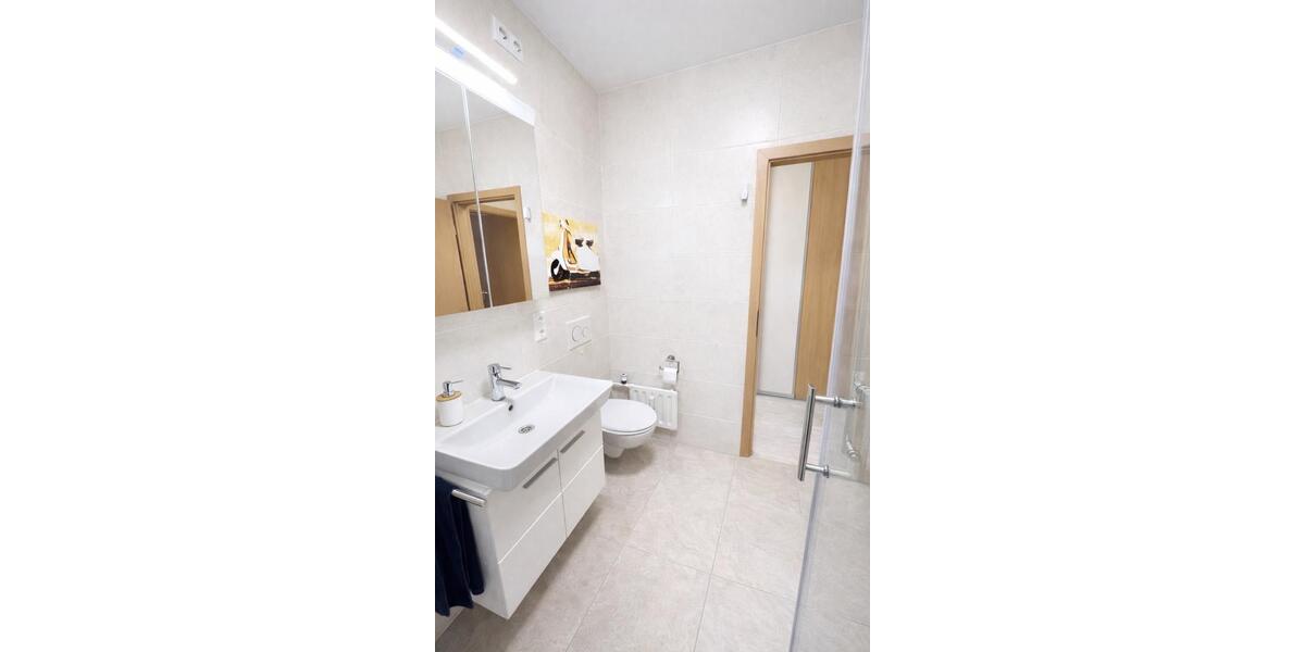 Etagenwohnung Wiesbaden Biebrich - 1 Zimmer, 46 m&sup2;, 150.000&euro; | Angebot:25312245