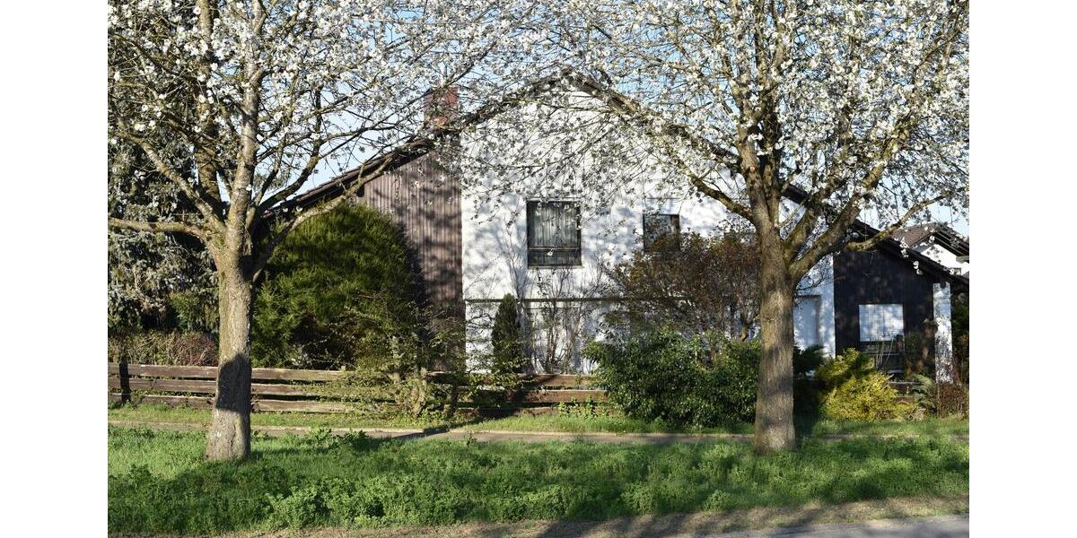 Einfamilienhaus Biberbach - 8 Zimmer, 213 m&sup2;, 880.000&euro; | Angebot:25363240