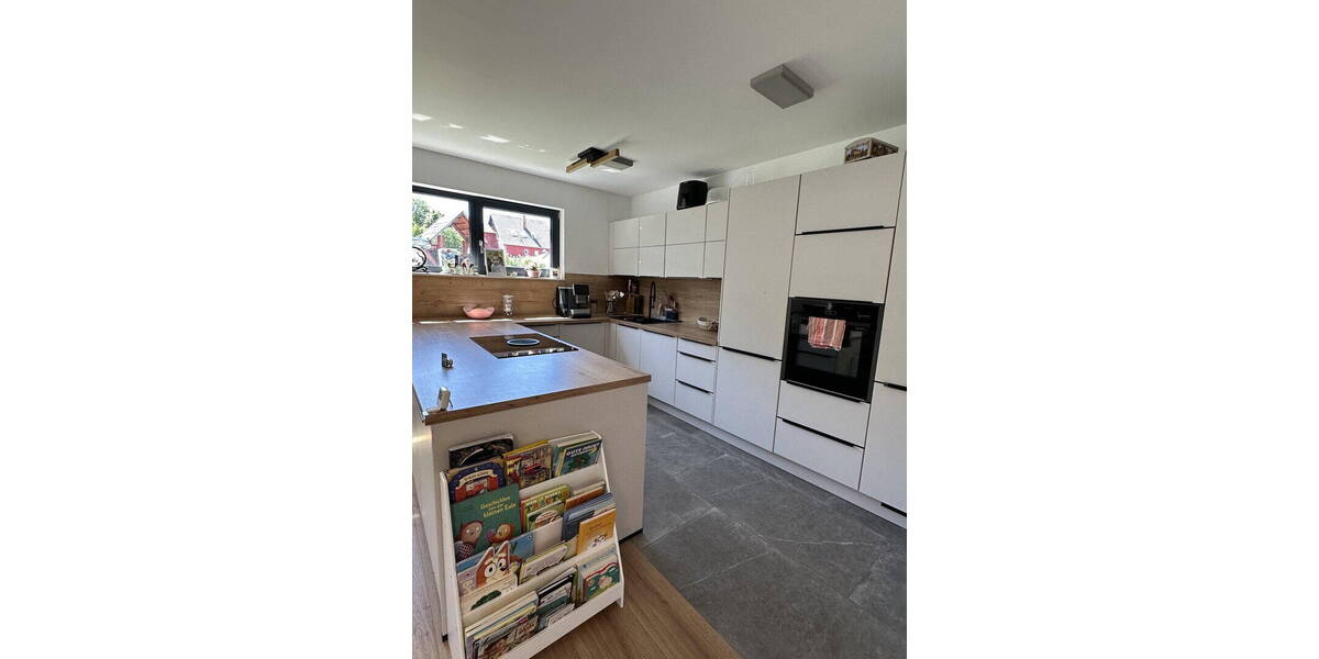 Einfamilienhaus Sankt Katharinen (Landkreis Neuwied) - 7 Zimmer, 180 m&sup2;, 2.400&euro; | Angebot:26806002