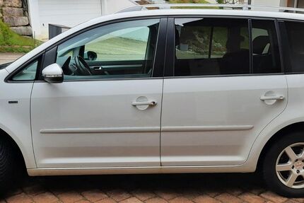 VW Touran 190.000 km 7.200 &euro; Nusplingen 72362