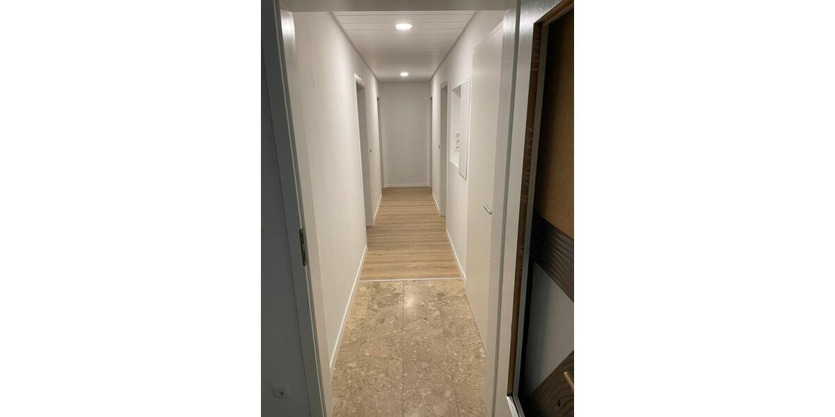 5-Zi.-Wohnung (125 m²) mit Garten, Terrasse & Garage 5 zimmer