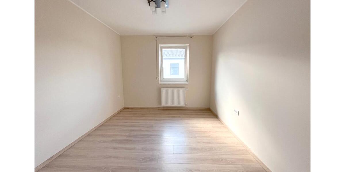 Einfamilienhaus Hengersberg - 6 Zimmer, 178 m&sup2;, 650.000&euro; | Angebot:26120457