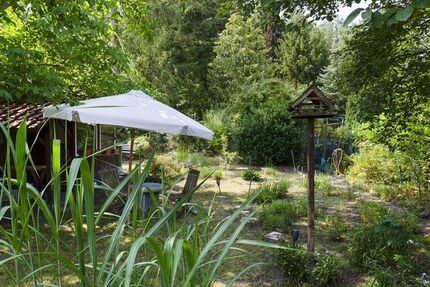 Grundstück am Waldrand mit Bestandshaus, das auch für Neubau geeignet ist 4 zimmer