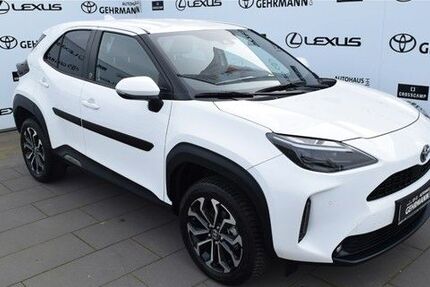 Toyota Yaris Cross 11.500 km 24.490 &euro; Nottuln bei Münster 48301