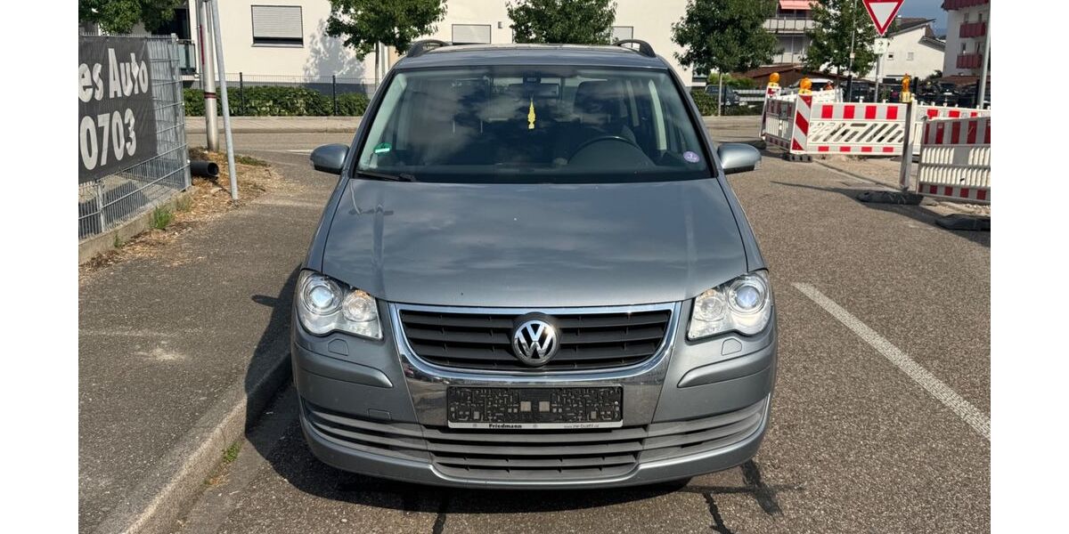 VW Touran 162.000 km 4.990 &euro; Appenweier 77767