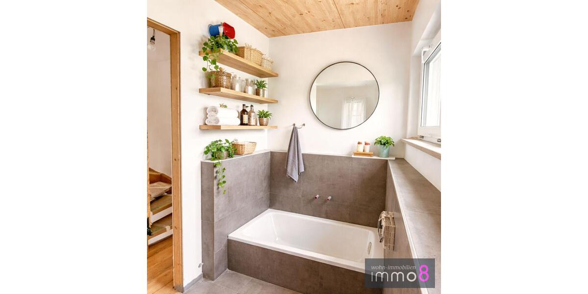 Reihenhaus München Allach-Untermenzing - 4 Zimmer, 110 m&sup2;, 2.800&euro; | Angebot:26624124