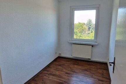 Frisch renovierte 3-Zimmer-Wohnung in Kalbe (Milde) 3 zimmer