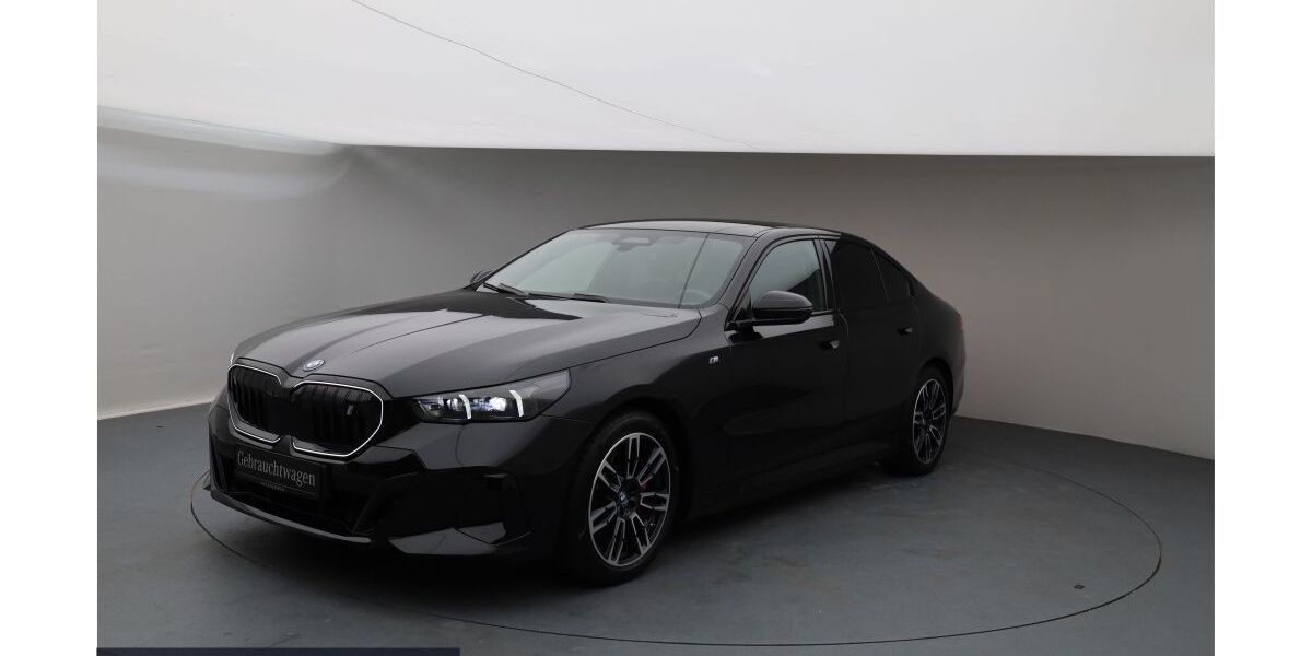 BMW i5 4.000 km 54.450 &euro; Ebersberg 85560