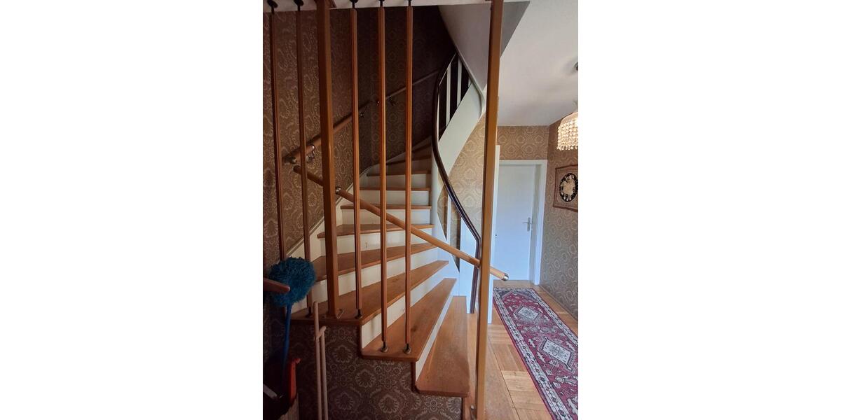 Reihenhaus Selb - 7 Zimmer, 134 m&sup2;, 129.000&euro; | Angebot:27226593