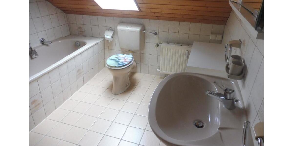 Jembke 3 Zi. 75 m² DG-Wohnung 3 zimmer