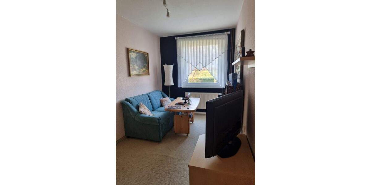 Etagenwohnung Crimmitschau - 3 Zimmer, 57 m&sup2;, 38.000&euro; | Angebot:25800329