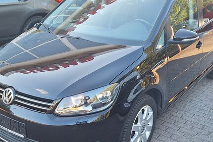 VW Touran 140.034 km 8.900 &euro; Fehrbellin 16833