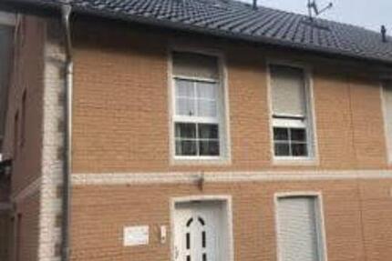 Zu Vermieten - 5 Zimmer Wohnung mit Garten, Garage, Balkon 5 zimmer