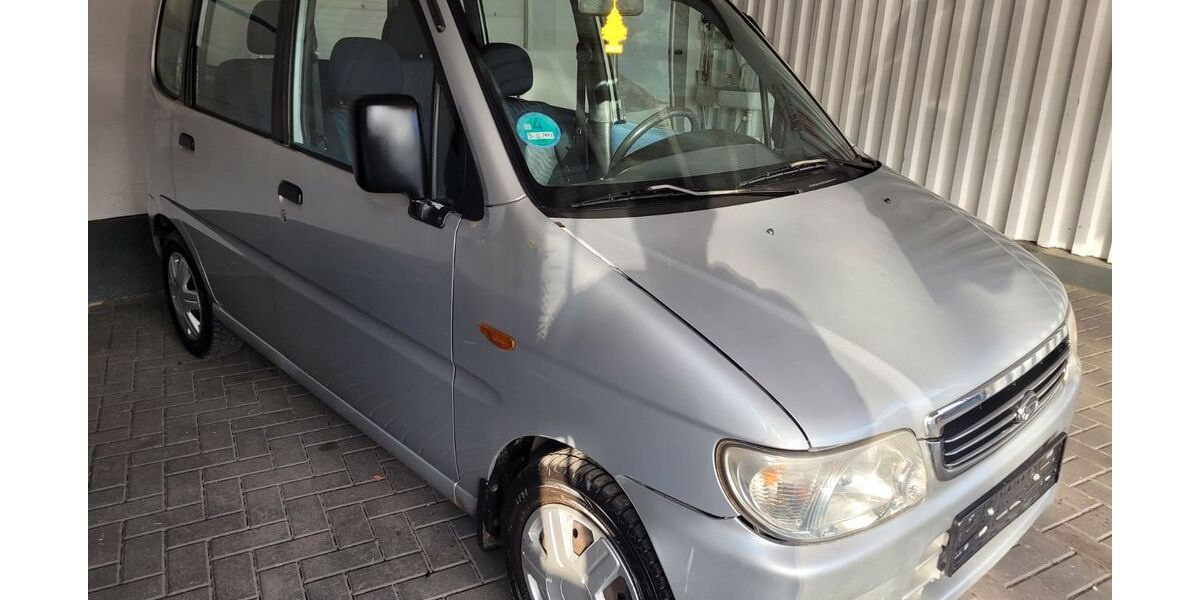 Daihatsu Move 109.000 km 1.990 &euro; Berlin 12277