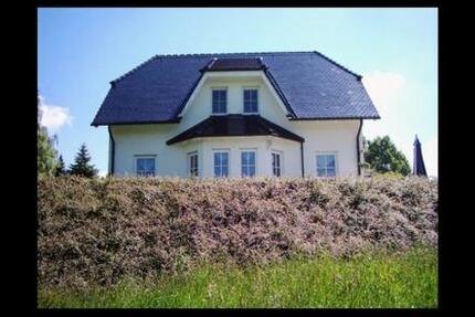 Haus Döbeln - 5 Zimmer, 150 m&sup2;, 1.300&euro; | Angebot:25304989