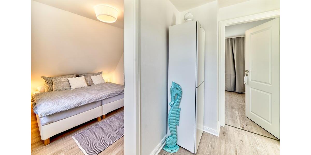 Reihenhaus Scharbeutz - 6 Zimmer, 123 m&sup2;, 1.800&euro; | Angebot:23806379