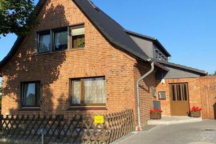 Haus Waren (Müritz) - 7 Zimmer, 181 m&sup2;, 335.000&euro; | Angebot:26649360