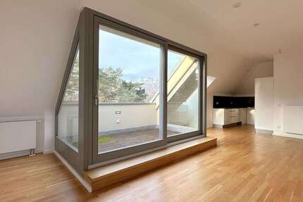 Wohnung zum Mieten in Königs Wusterhausen 1.250 € 99.09 m² 4 zimmer