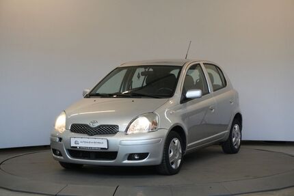 Toyota Yaris 137.549 km 3.990 &euro; Kassel 34123