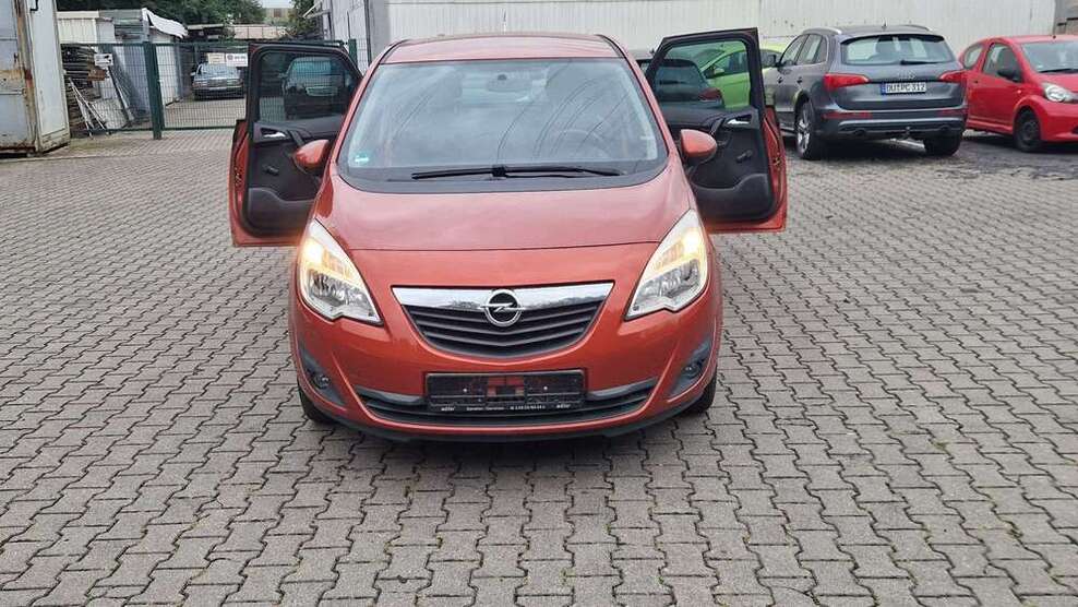 Opel Meriva 160.000 km 3.500 € Duisburg 47179