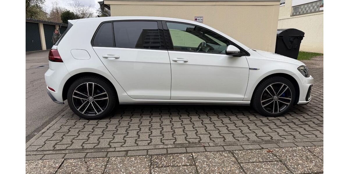 VW Golf 140.865 km 15.990 &euro; Pirmasens 66955