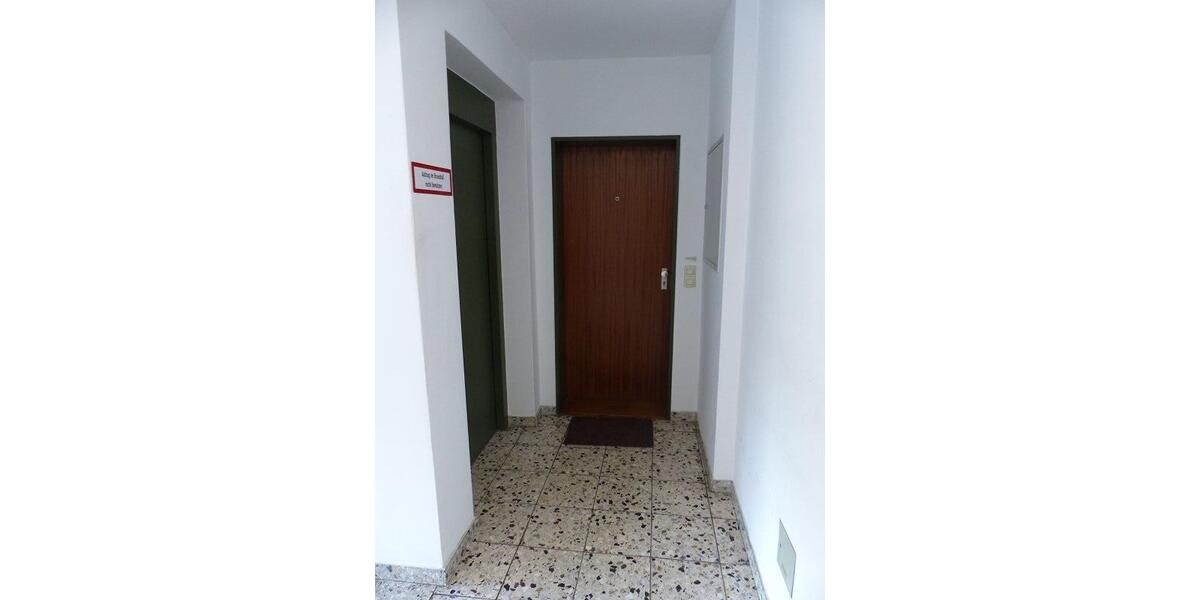 Dachgeschoßwohnung Leer (Ostfriesland) - 3 Zimmer, 90 m&sup2;, 780&euro; | Angebot:26424702