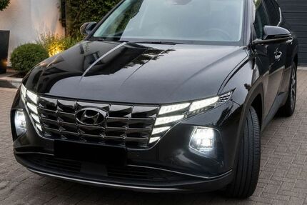 Hyundai TUCSON 39.000 km 22.300 &euro; Grafschaft 53501