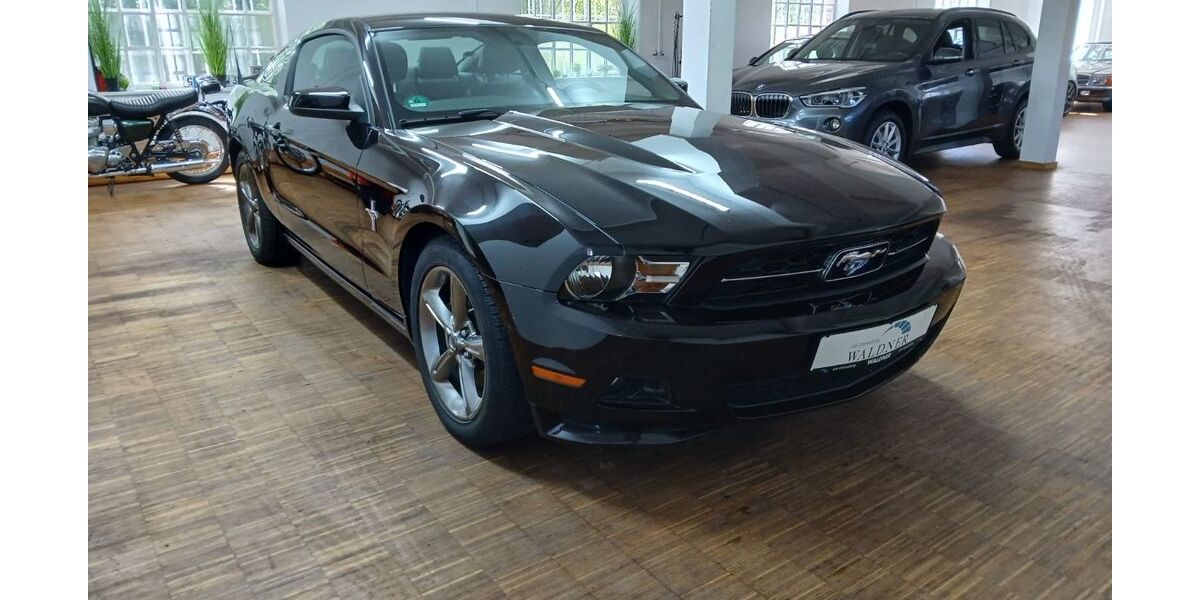 Ford Mustang 88.350 km 16.900 &euro; Frickenhausen 72636