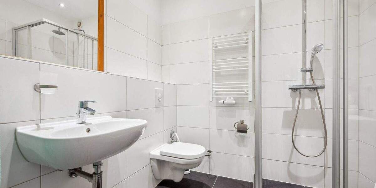 Etagenwohnung Mönchengladbach Stadtmitte - 2 Zimmer, 43 m&sup2;, 109.000&euro; | Angebot:24667452