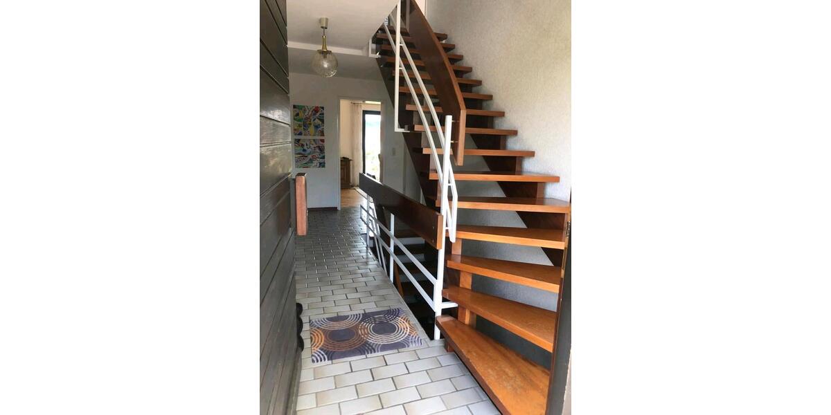 Einfamilienhaus Oberderdingen - 6 Zimmer, 150 m&sup2;, 549.000&euro; | Angebot:24897611