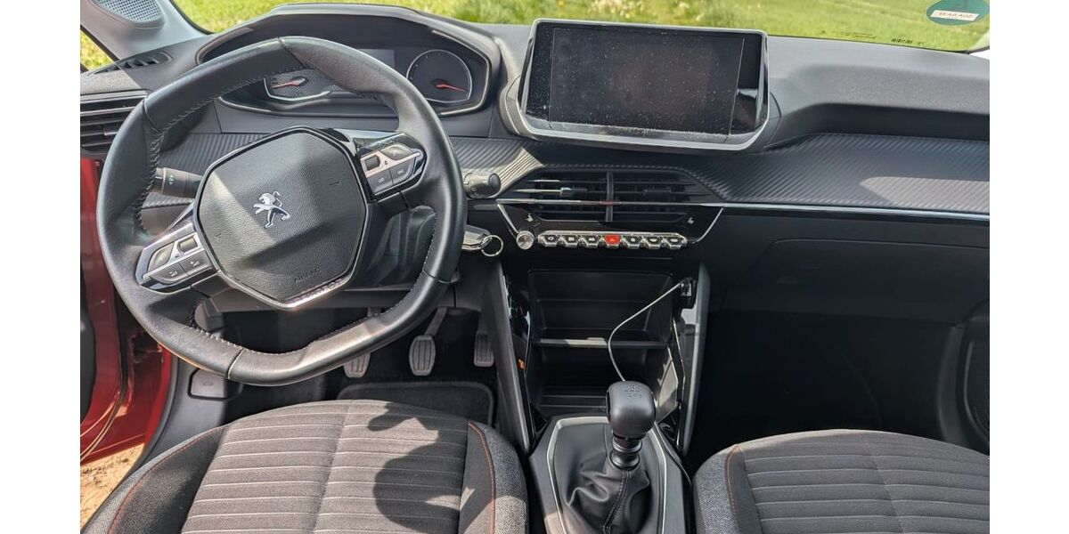 Peugeot 208 70.460 km 12.500 &euro; Niedert 56291
