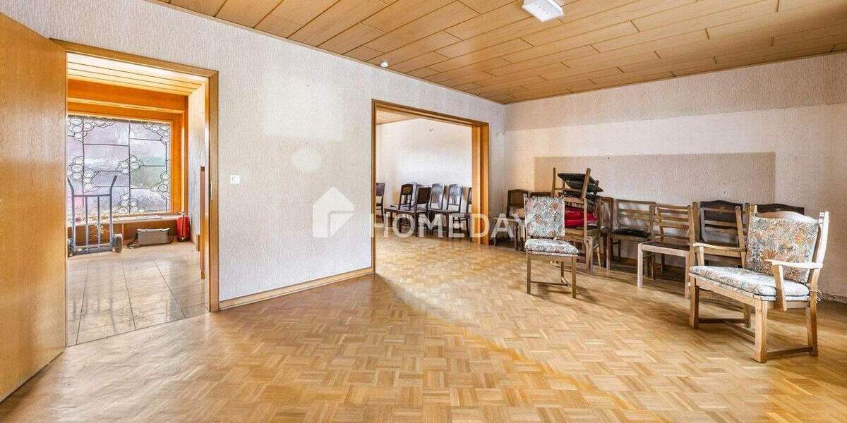 Einfamilienhaus Dinslaken Hiesfeld - 7 Zimmer, 220 m&sup2;, 499.000&euro; | Angebot:25357933